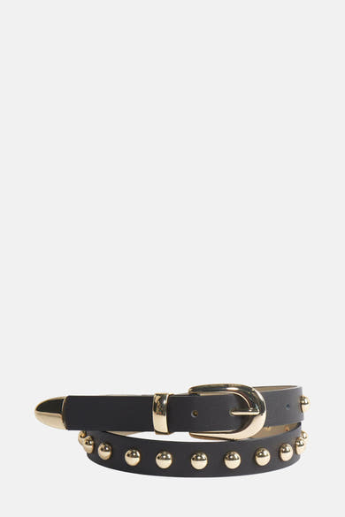 ONLY® zwarte riem met gouden studs, close-up.