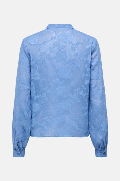 Blauw overhemd met lange mouwen van JDY, met all-over reliëf bloemenpatroon.