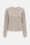 Beige ronde hals trui van ONLY, versierd met decoratieve franjes op de mouwen, achterzijde.