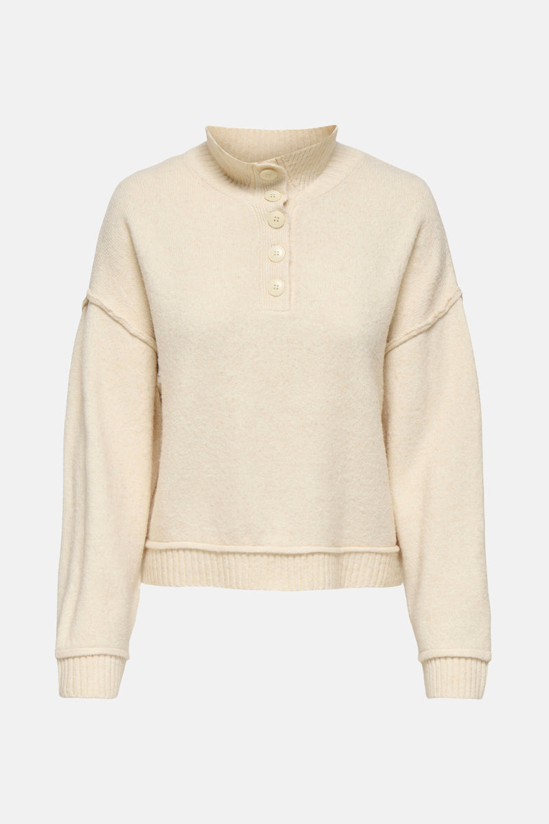 Beige trui van ONLY, met een kraag en knopen.