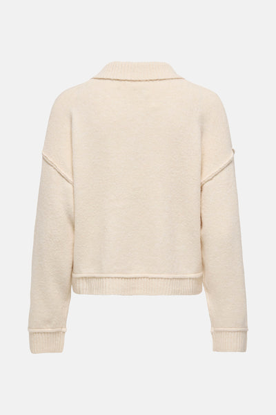 Beige gebreide trui van ONLY, met overhemdkraag en lange mouwen.