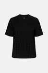 Zwart T-shirt met korte mouwen van ONLY, met een glinsterend geruit textuurpatroon.