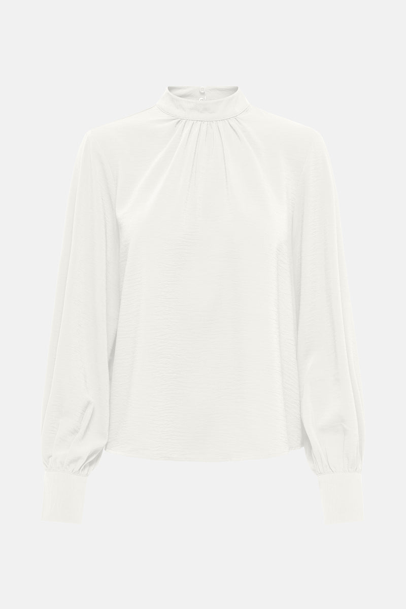 Blouse blanche à manches longues de JDY, avec un col montant boutonné et une texture subtile.

