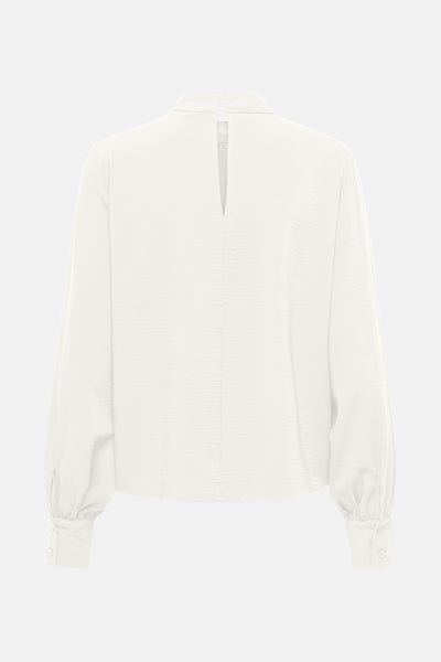 Blouse blanche à manches longues de JDY, avec une texture subtile et une encolure montante.