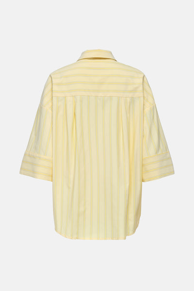 Gele gestreepte blouse met fijne strepen van JDY, met driekwartmouwen en een losse pasvorm, achterzicht.