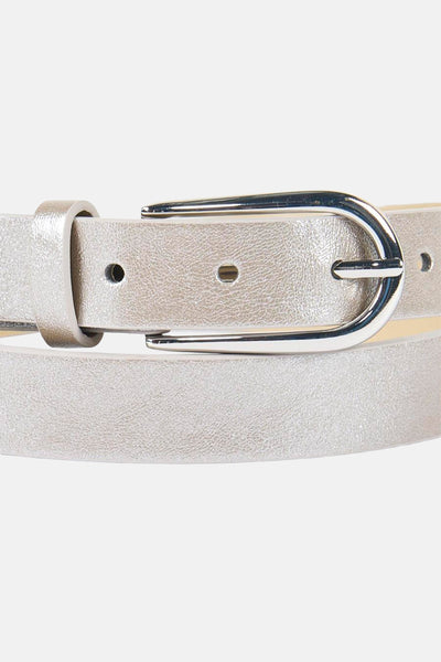 Ceinture argentée de ONLY, avec boucle métallique brillante et passant assorti.
