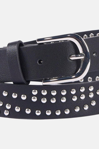 Ceinture noire de ONLY, ornée de clous métalliques ronds et d'une boucle argentée.