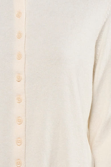 Beige cardigan van JDY met een gebreide textuur en een rij toon-op-toon knopen.
