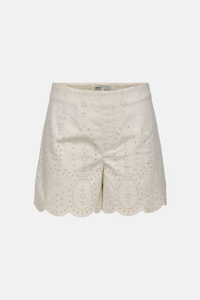 Short beige de ONLY® avec broderie anglaise et ourlet festonné.