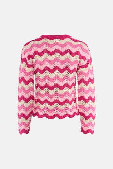 Pull à col rond rose de ONLY, à rayures ondulées roses et beiges en maille ajourée.
