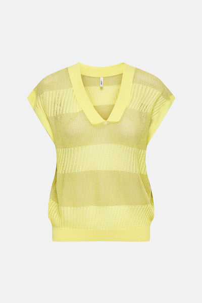 Débardeur jaune en maille by ONLY, avec encolure en V et motif à rayures ajourées.