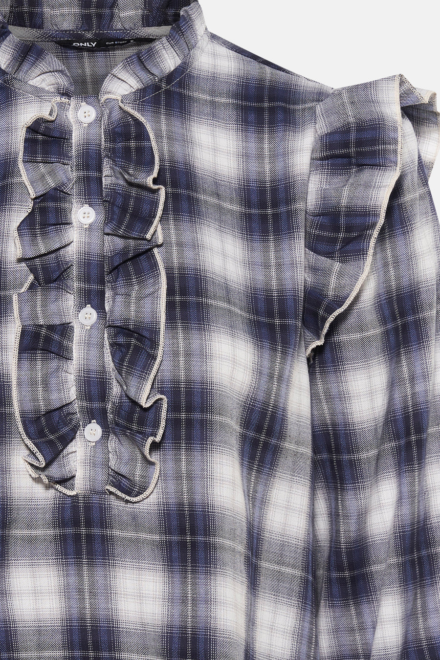 Blouse met lange mouwen in het blauw van ONLY, geruit met decoratieve ruches en witte knopen.