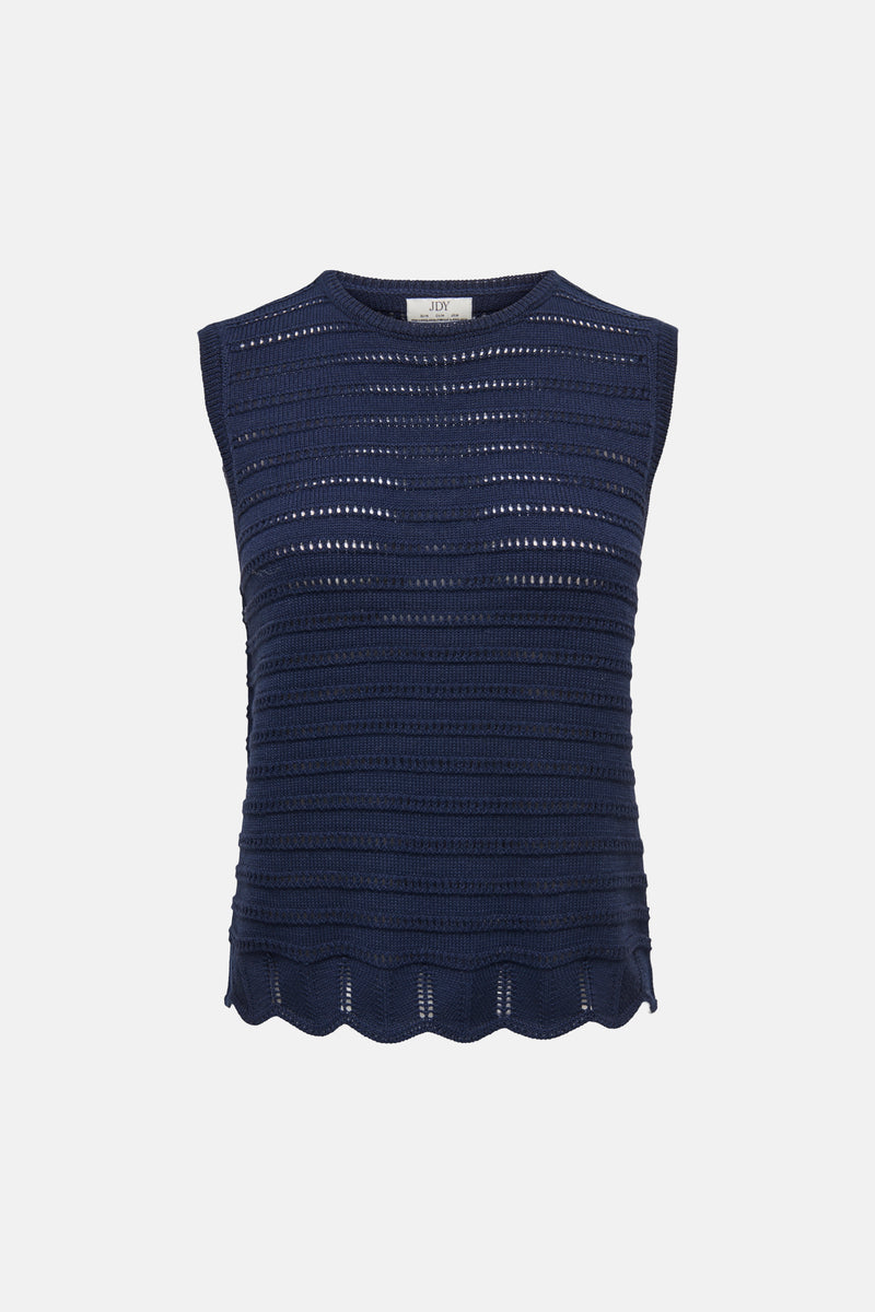 Top bleu en maille ajourée de JDY, avec une bordure festonnée.
