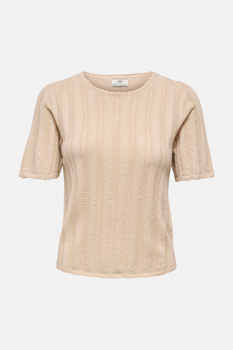 Pull beige à col O de JDY, tricoté à manches courtes avec un motif chevron et un effet scintillant.