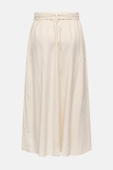 Jupe longue écrue de JDY avec taille ceinturée, matière texturée et froissée, vue de dos.
