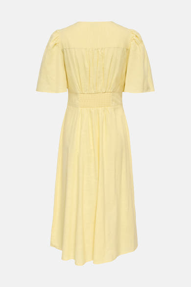 Robe jaune de JDY, avec des manches courtes bouffantes et une taille élastiquée smockée.