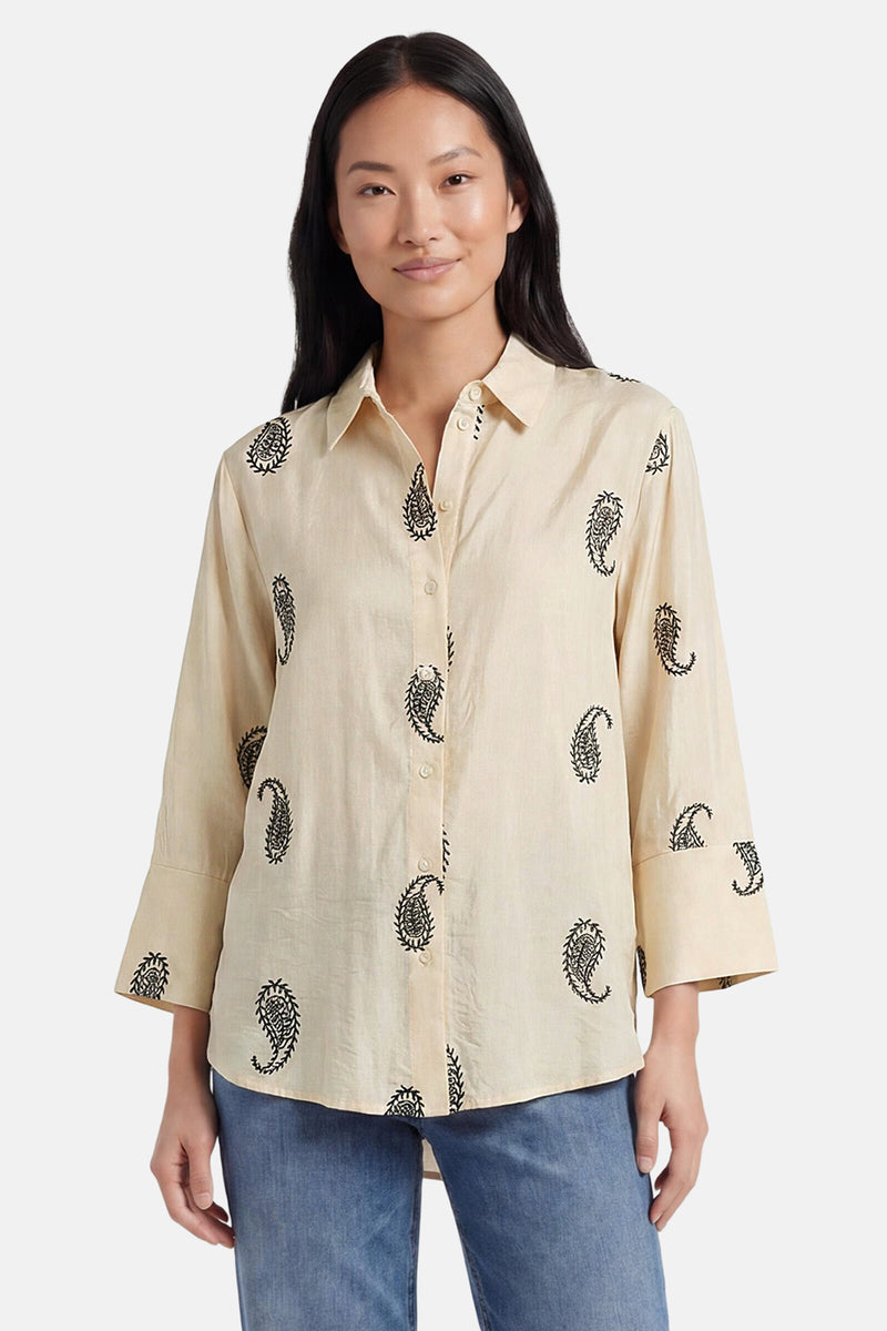 Multikleuren overhemd met lange mouwen van JDY, zwarte paisley patronen, 3/4 mouwen, achterzicht.