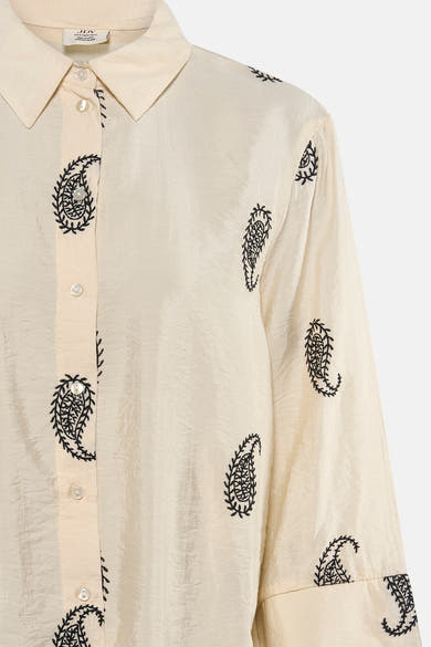 Beige gestructureerde blouse met lange mouwen van JDY, geborduurd met zwarte paisley-patronen, met kraag.