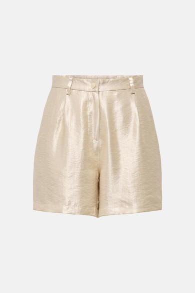 Short doré de ONLY® en tissu légèrement brillant avec passants de ceinture et bouton.