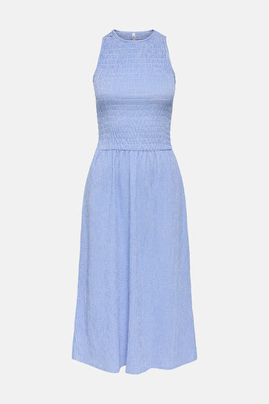 Robe bleue à carreaux par ONLY, avec une texture smockée à la poitrine et une coupe mi-longue.