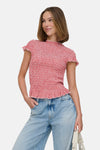 T-shirt rouge à carreaux de ONLY, avec encolure montante et manches courtes à volants.
