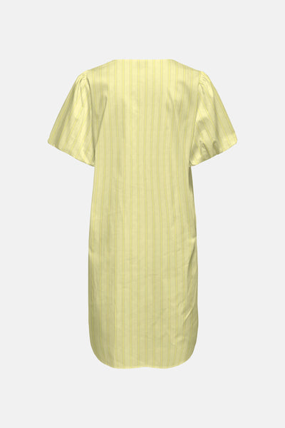 Robe jaune à rayures verticales de JDY, à manches courtes bouffantes et ourlet arrondi, vue de dos.