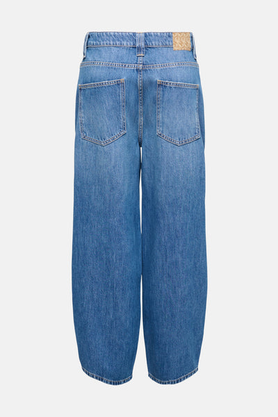 Jean en denim bleu moyen de ONLY, présenté de dos avec des poches arrières apparentes.