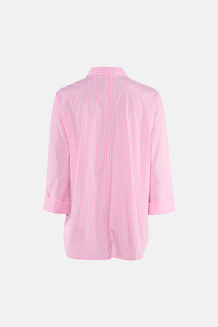 Chemise à manches longues rose rayée de ONLY, vue arrière, avec manches trois-quarts.