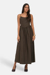Lange bruin jurk van ONLY® met dunne bandjes en een aansluitende taille.