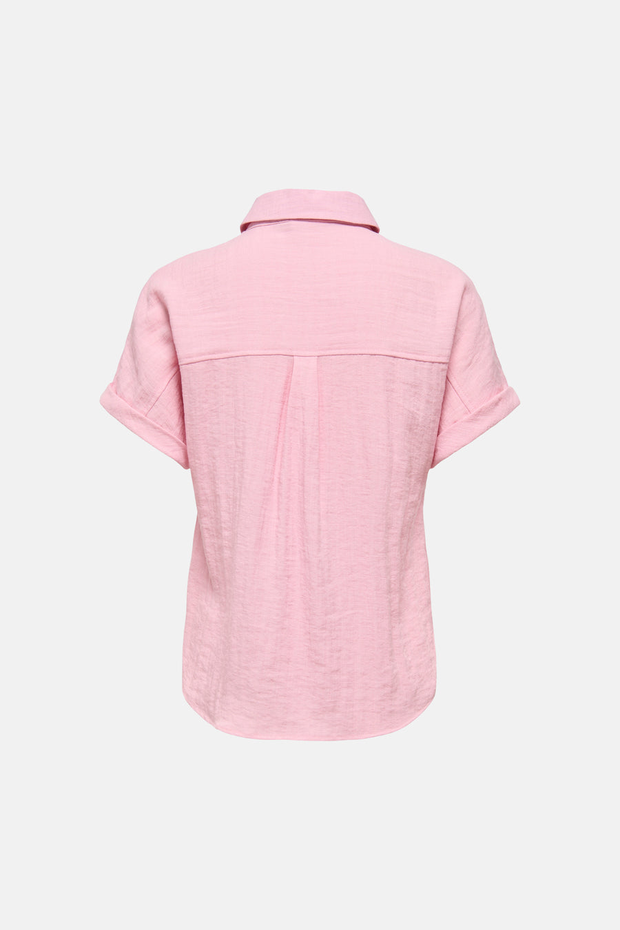 Chemise rose de ONLY®, vue de dos, à col, manches retroussées, empiècement dos et plis d'aisance, texture froissée.