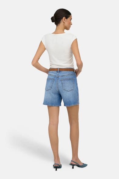 Short - light blue denim