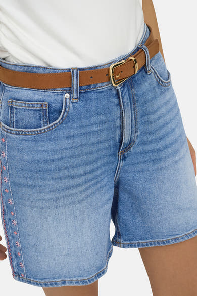 Short - light blue denim