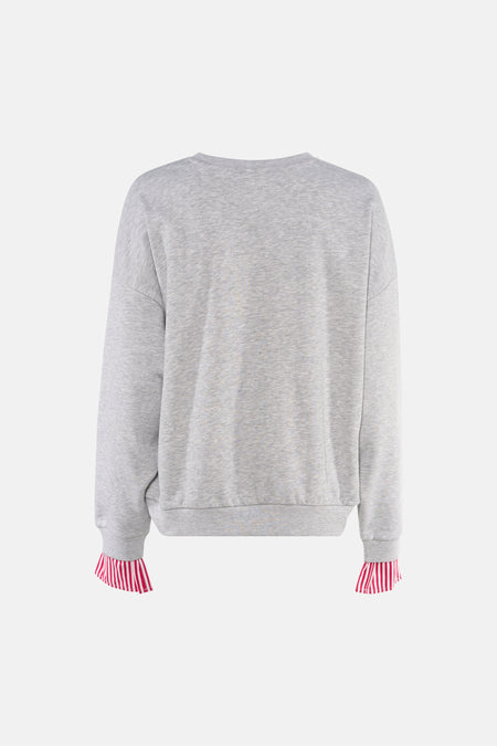 Sweat gris chiné col rond de ONLY® avec manches longues et poignets rayés rouge blanc, vue arrière