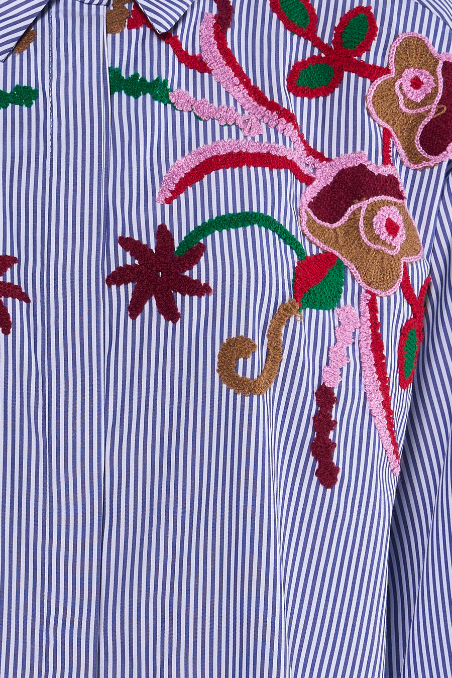 Chemise à manches longues multicolore de Terra di Siena avec rayures verticales et broderies florales.

