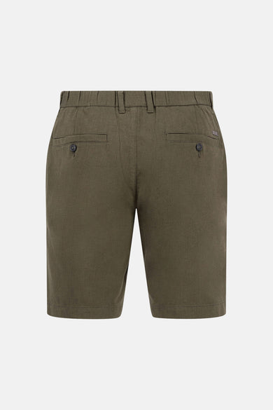 Short kaki de FYNCH-HATTON, avec poches arrière boutonnées et passants de ceinture à la taille.