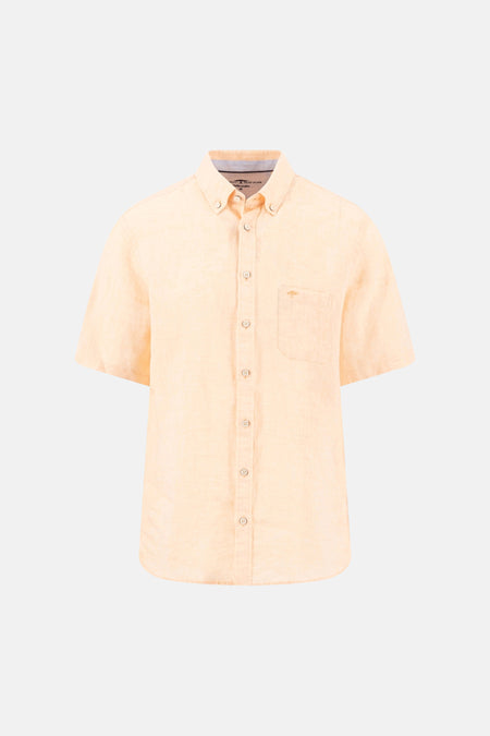 Chemise orange à manches courtes par FYNCH-HATTON, avec une poche poitrine discrète.