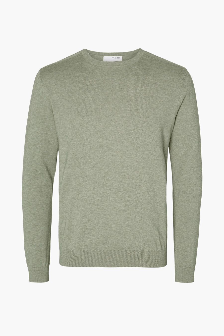 Pull vert en maille de Selected, sur fond uni.