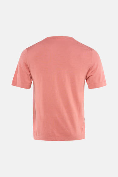 Roze trui met ronde hals van SELECTED, met korte mouwen in fijne breitekstuur, van achteren getoond.