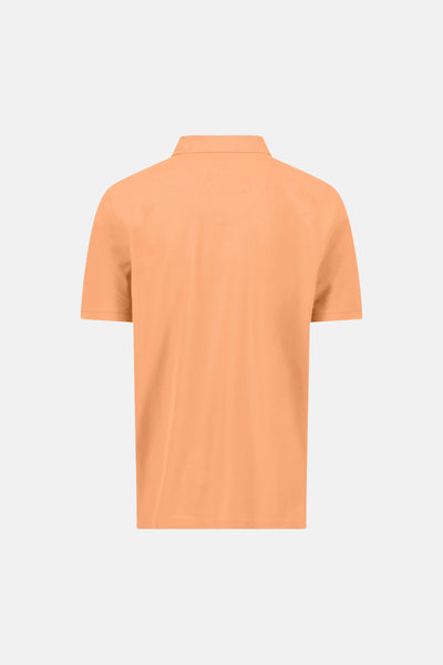 Polo orange de FYNCH-HATTON, avec un col classique et une coupe régulière, vue de dos.