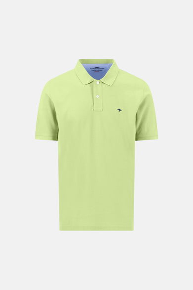 Groen FYNCH-HATTON poloshirt, effen, met korte mouwen, van achteren gezien op een lichte achtergrond.