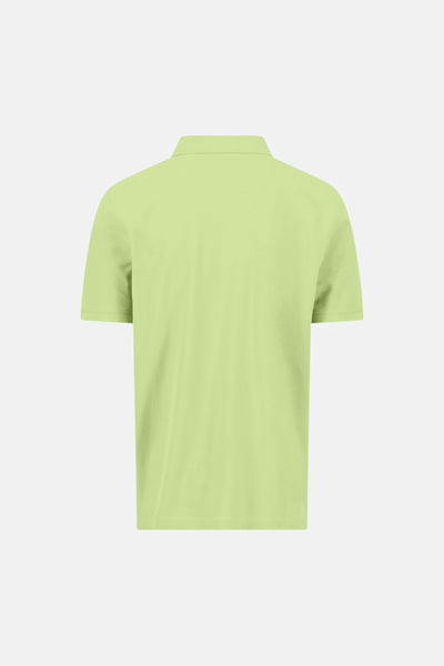 Polo vert de FYNCH-HATTON, uni, avec manches courtes, vu de dos sur fond clair.
