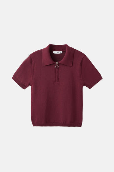 Bordeaux trui met ronde hals van MANGO, met korte ritssluiting en korte mouwen.