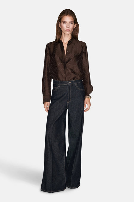 Chemise à manches longues brun MANGO avec un motif à pois et manches longues.