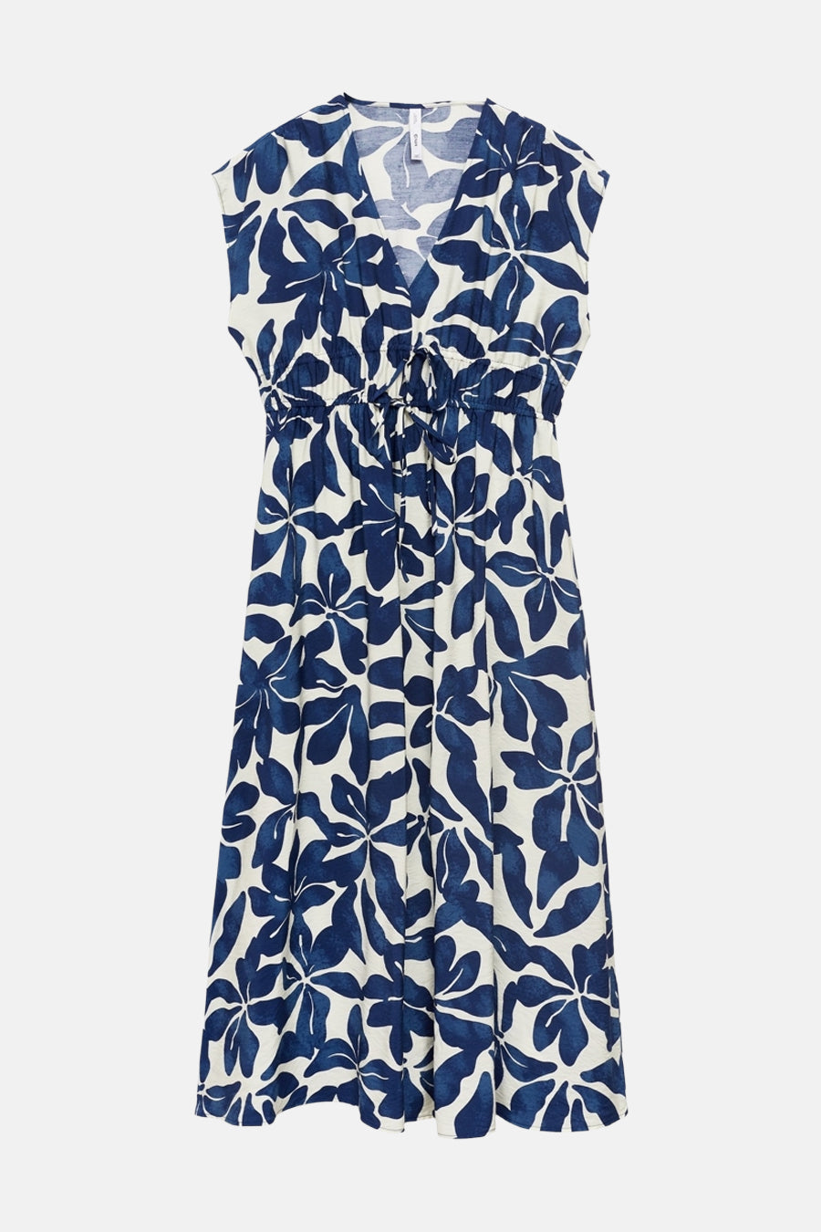 Blauwe bloemenjurk van MANGO met V-hals en strikceintuur.