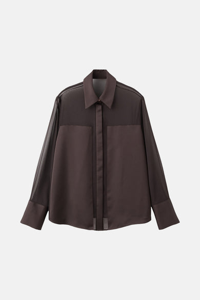 Chemise à manches longues marron de MANGO, avec manches transparentes en maille et détails satinés.