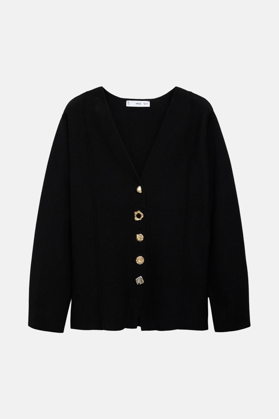 Cardigan noir de MANGO, avec une encolure en V et des boutons décoratifs texturés dorés et argentés.