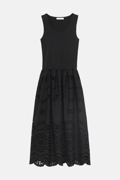 Zwarte MANGO jurk met geborduurde rok met bloemenpatroon, midi-snit.