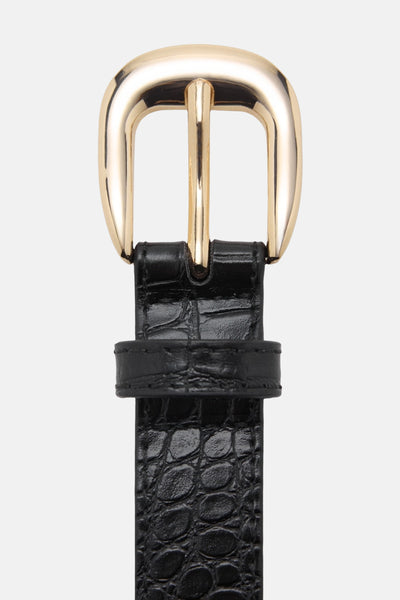 Ceinture noire en cuir de MANGO, effet croco avec boucle dorée.