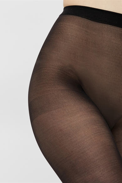 Zwarte panty van PIECES®, met elastische tailleband en een ondoorzichtige textuur.