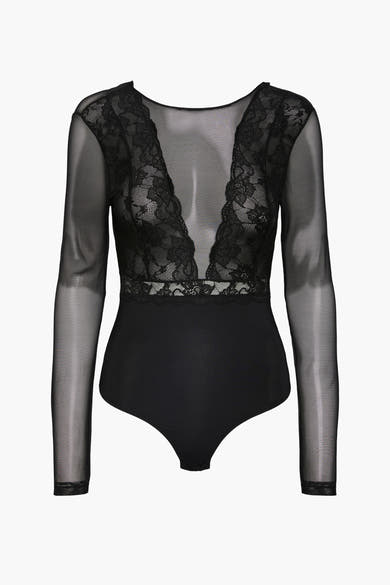 Body noir de PIECES®, avec manches longues en tulle transparent et détails en dentelle florale.
